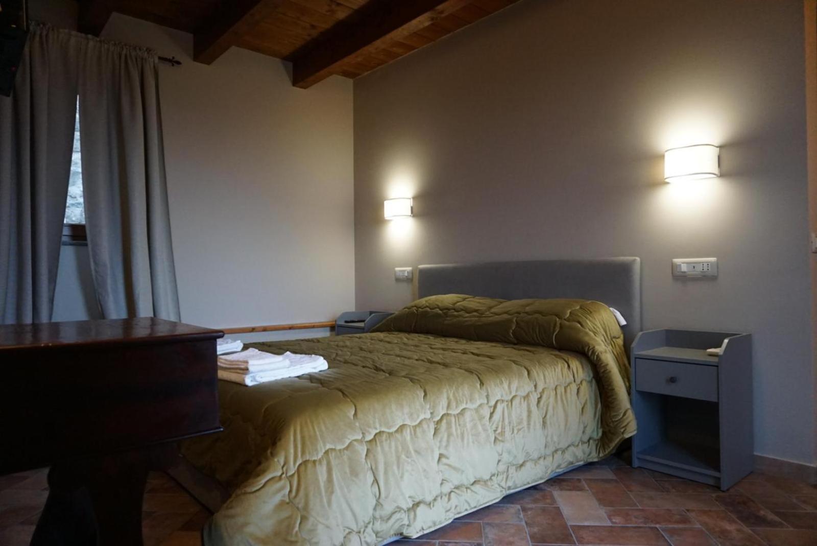 La Locanda Del Pellegrino Bassano in Teverina Екстер'єр фото